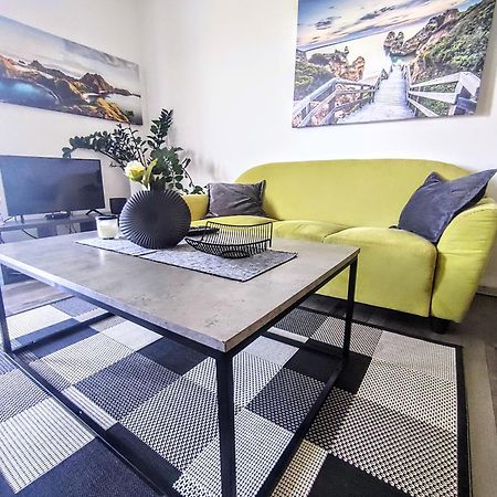 Comfort Apartment For 6 & Loggia & Free Parking Zilina Bagian luar foto