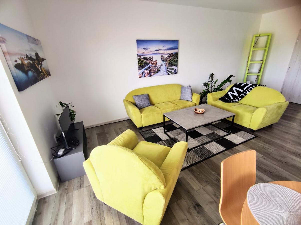 Comfort Apartment For 6 & Loggia & Free Parking Zilina Bagian luar foto