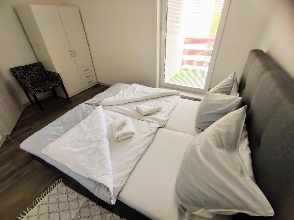 Comfort Apartment For 6 & Loggia & Free Parking Zilina Bagian luar foto