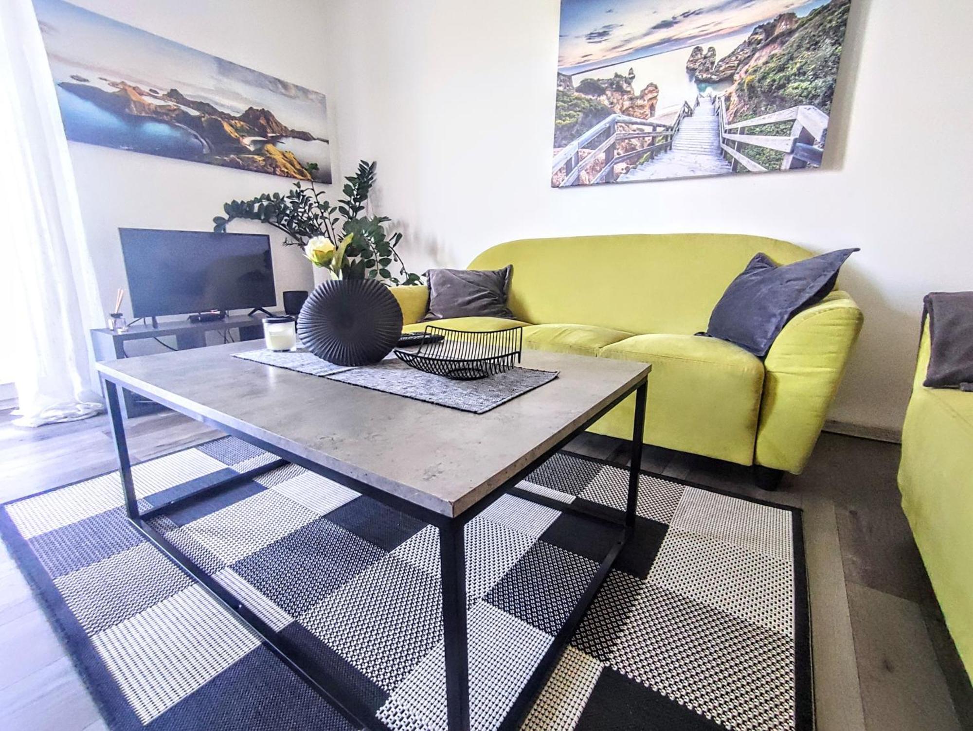 Comfort Apartment For 6 & Loggia & Free Parking Zilina Bagian luar foto